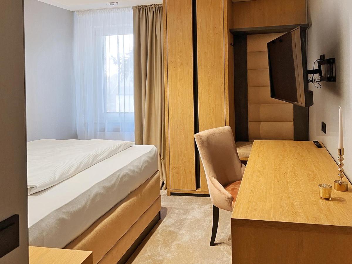 Dormero Hotel Ройтлінген Екстер'єр фото