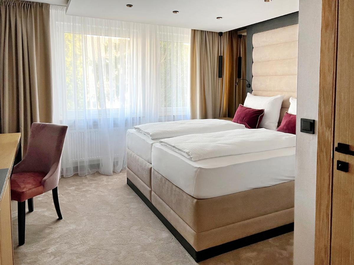 Dormero Hotel Ройтлінген Екстер'єр фото